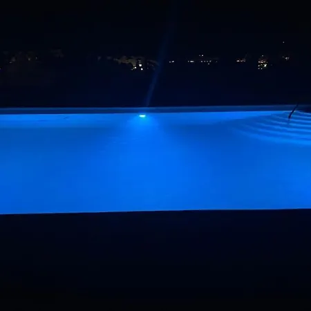 Casa Rural-finca La Almarchada. Holiday home