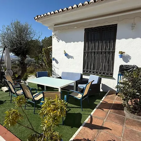 Casa Rural-finca La Almarchada. *
