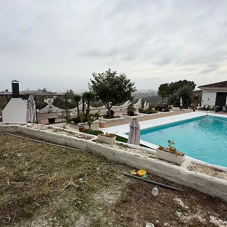 Casa Rural-finca La Almarchada. Holiday home